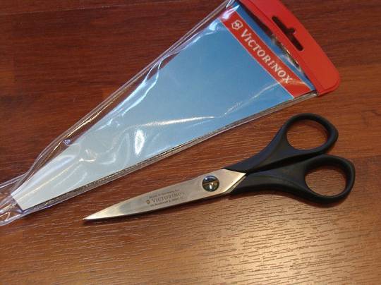 Victorinox Household Scissors 16cm ‣ Blade Master