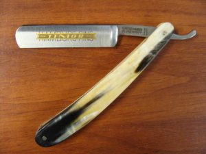 Clauss - The Magnetic Razor Vintage Straight Razor