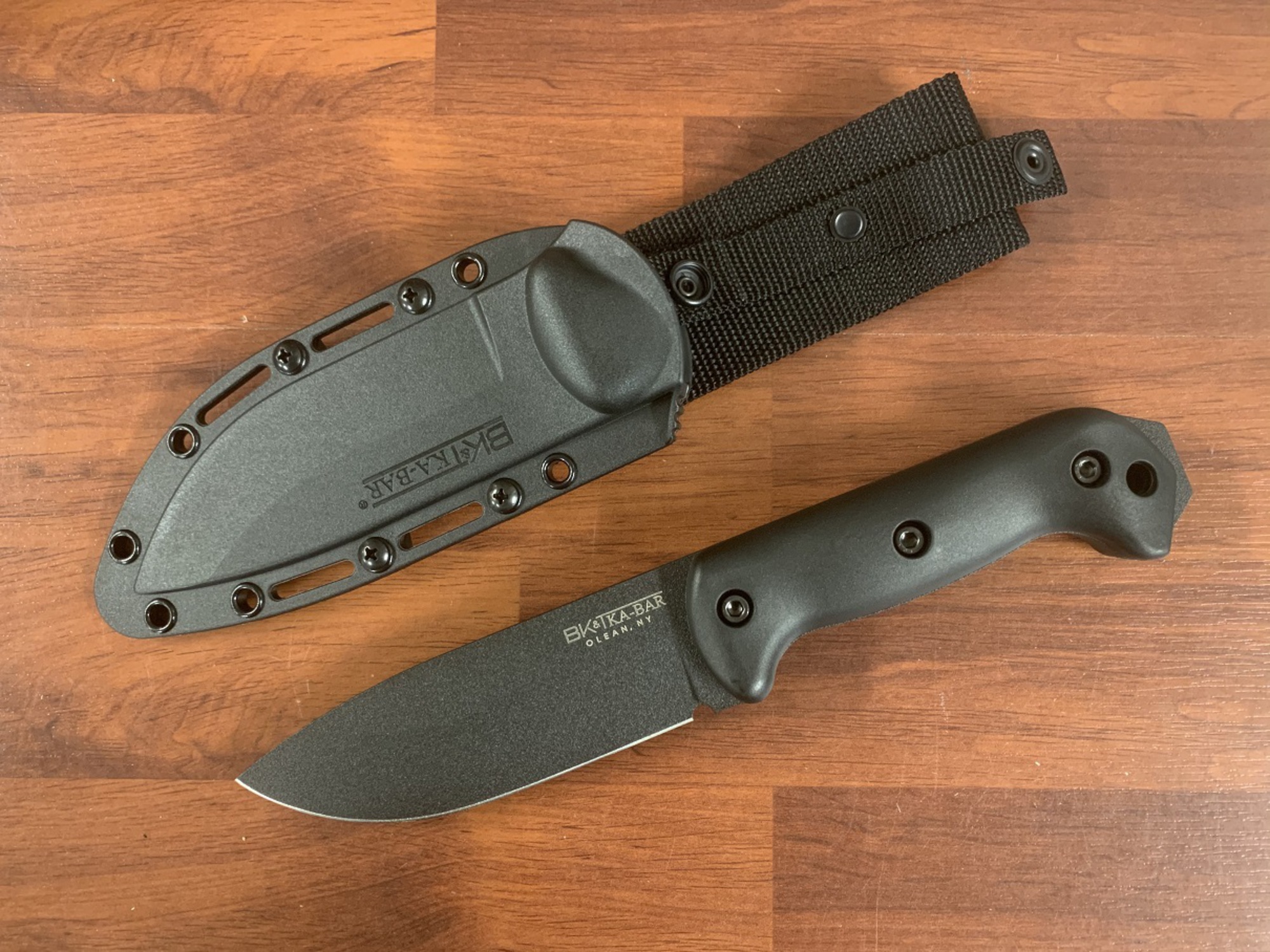 Ka-Bar BK2 Becker Campanion